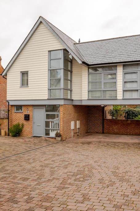 Modern City Centre House With Free Parking Canterbury Exteriér fotografie