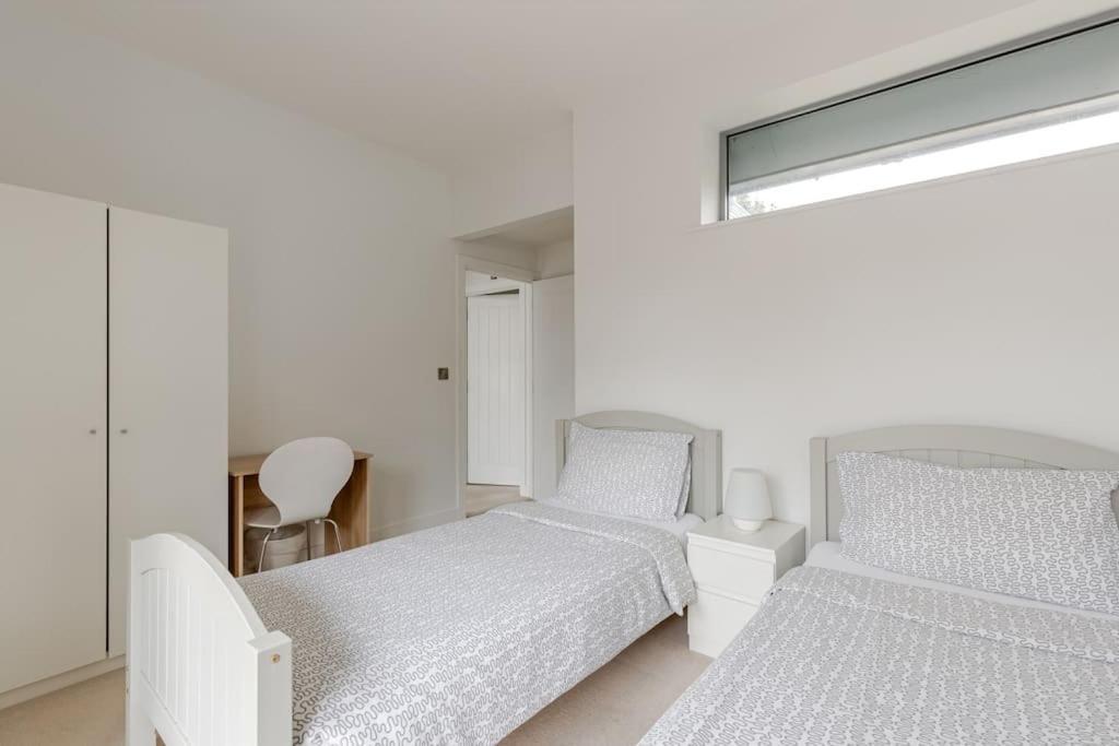Modern City Centre House With Free Parking Canterbury Exteriér fotografie
