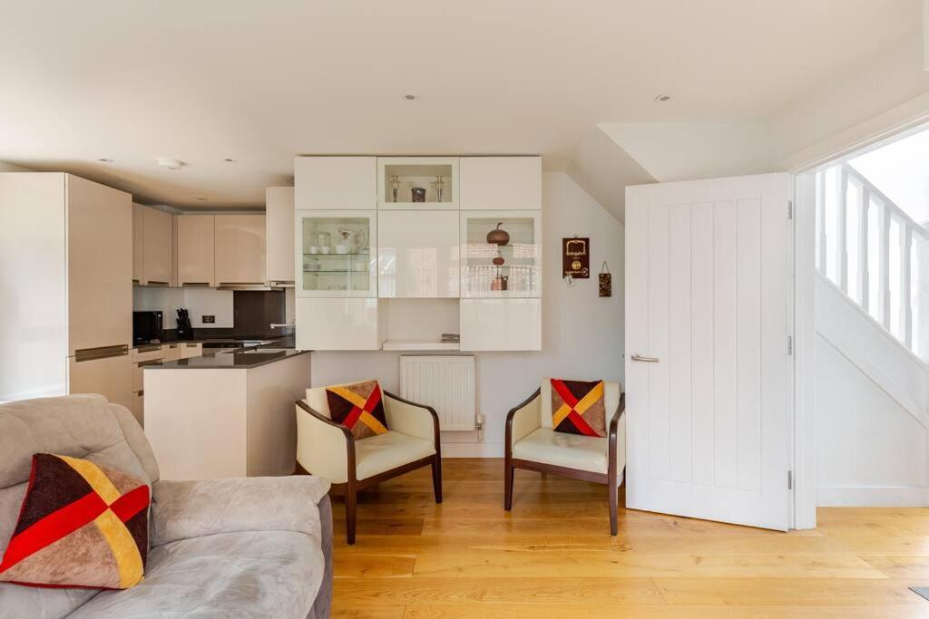Modern City Centre House With Free Parking Canterbury Exteriér fotografie
